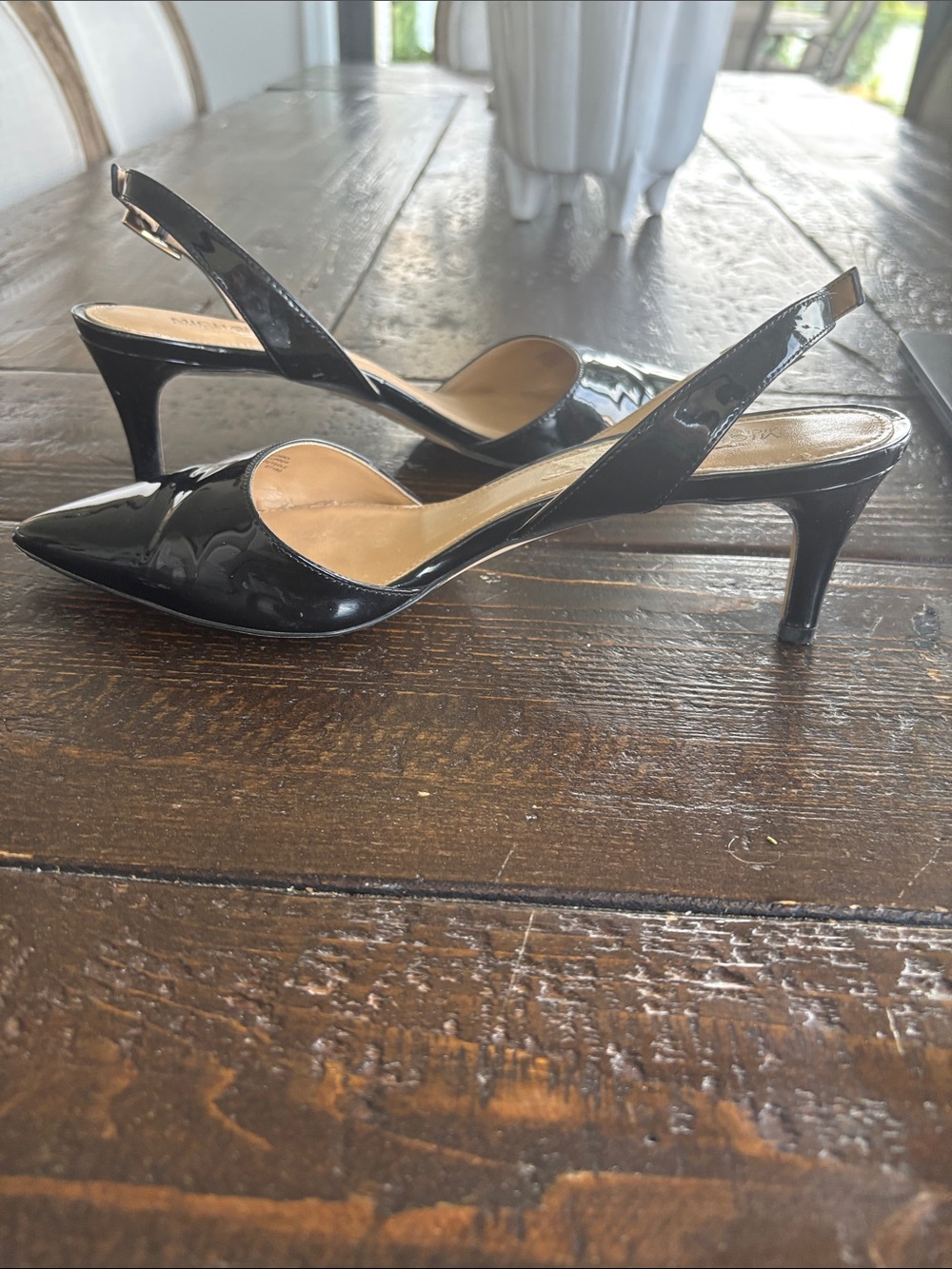 MICHAEL Michael Kors Black Patent Pointed Slingback Heels - Picture 6 of 6